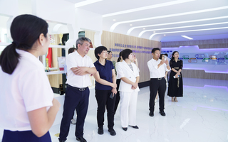 全國(guó)工商聯(lián)調(diào)研團(tuán)隊(duì)蒞臨，歐路莎模式獲肯定